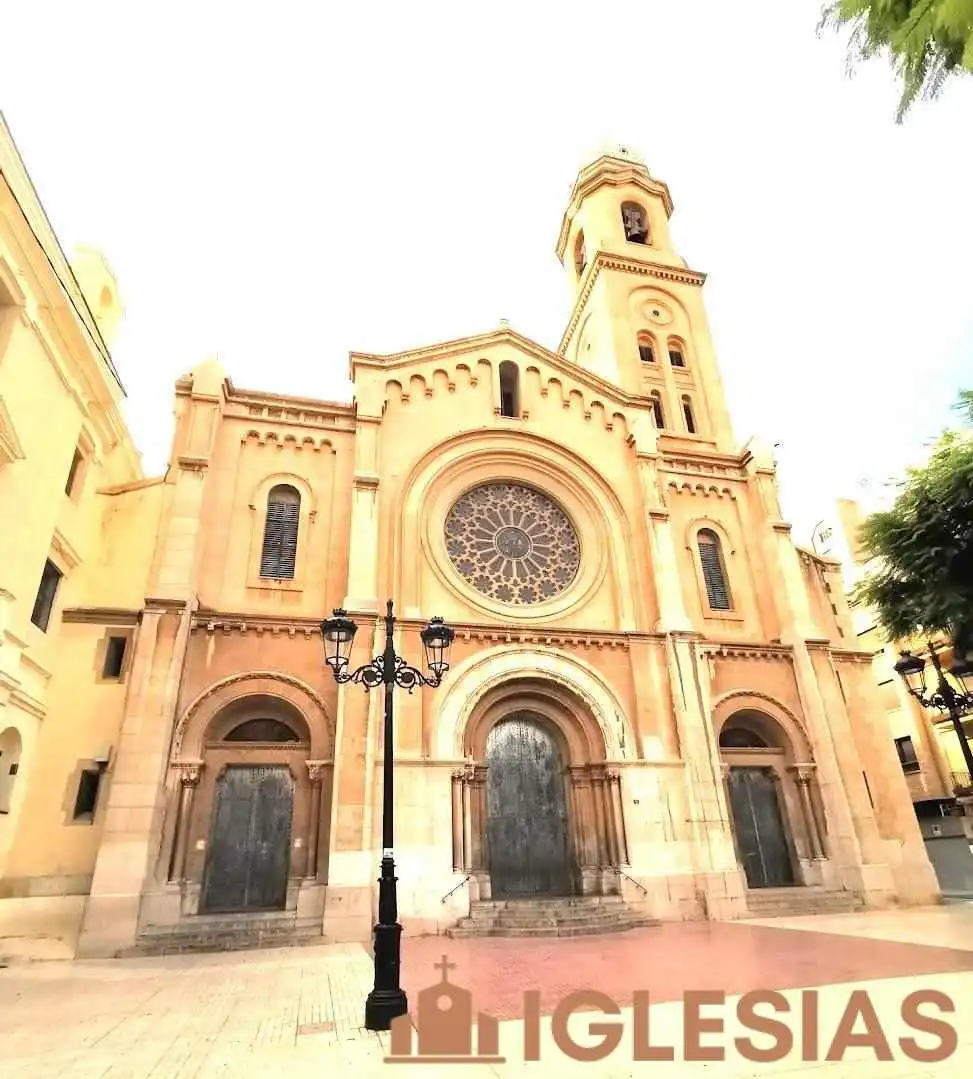 Iglesia de la Santísima Trinidad - Castellón De La Plana Iglesia de la Santísima Trinidad - Castellón De La Plana
