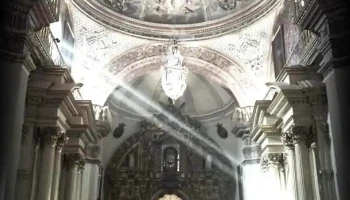 Basílica del Dulce Nombre de Jesús y María Santísima de la Paz - Antequera