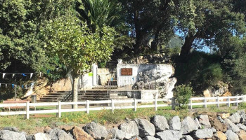 Ermita de Nuestra Señora del Socorro y San Pantaleón - Muskiz