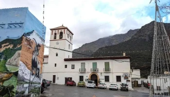 Iglesia barrio bajo - Trevélez