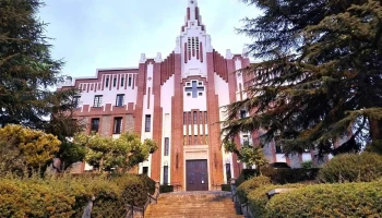 Iglesia de La Milagrosa (Padres Paúles) - Pamplona