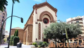 Iglesia de la Sagrada Familia - Castellón De La Plana Iglesia de la Sagrada Familia - Castellón De La Plana