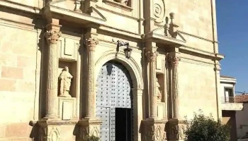 Iglesia de San Pedro y San Pablo - Used Iglesia de San Pedro y San Pablo - Used