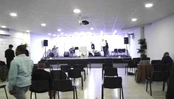 Iglesia Evangelica La Casa Del Alfarero - Granada Iglesia Evangelica La Casa Del Alfarero - Granada