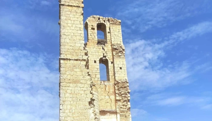 Antigua Iglesia De San Juan Bautista De Tamariz De Campos -  Opiniones - Tamariz de Campos