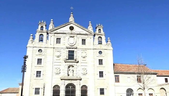 Basilica Y Casa Natal De Santa Teresa De Jesus Iglesia Catolica - Ávila