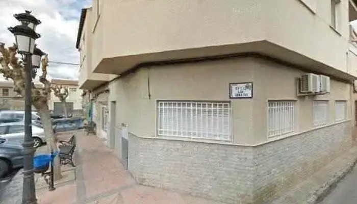 Casa Parroquial -  Lugar De Culto - Granja de Rocamora