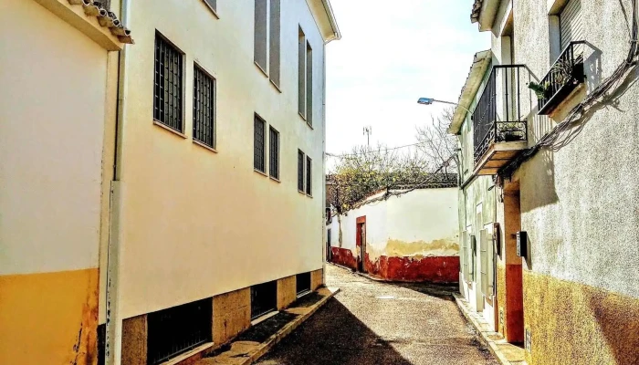 Centro Parroquial De Santa Maria De La Asuncion Parroquia - Ocaña