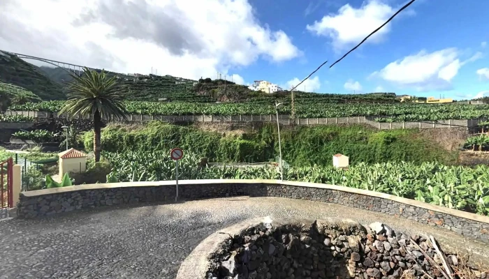 Ermita De El Pilar -  Direccion - San Andrés