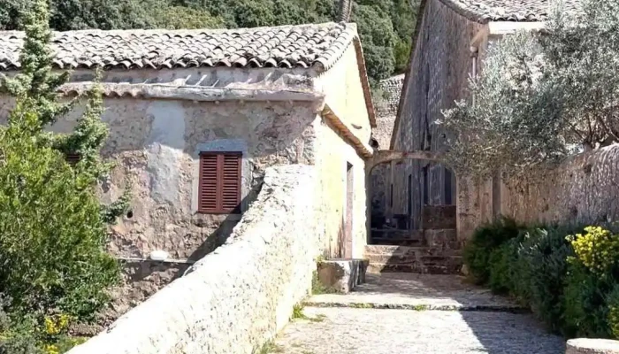 Ermita De La Trinitat -  Videos - Valldemossa