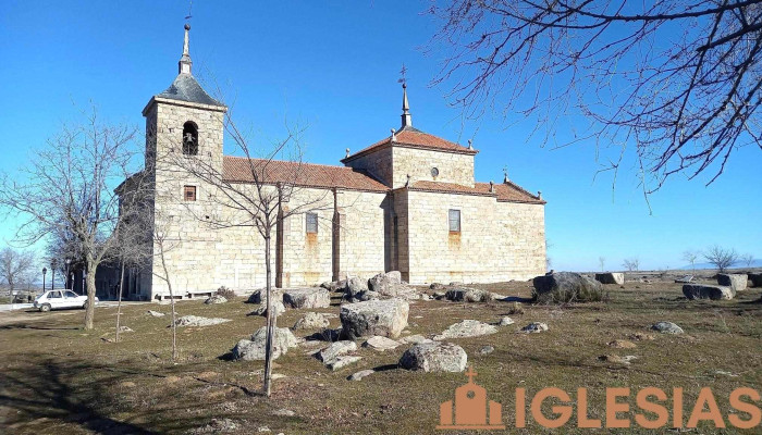 Ermita De La Virgen Del Cubillo -  Iglesia Catolica - Aldeavieja
