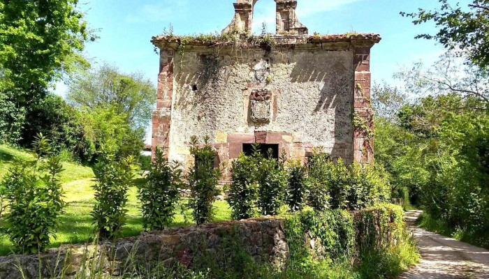 Ermita De Santa Marina -  Parque Natural De Oyambre - La Revilla