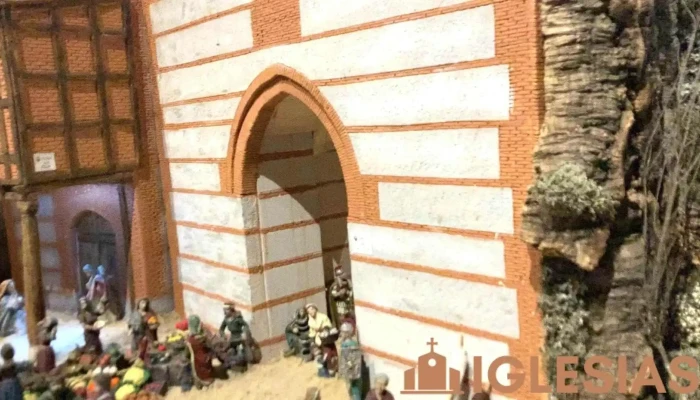 Iglesia De El Salvador -  Videos - Arévalo