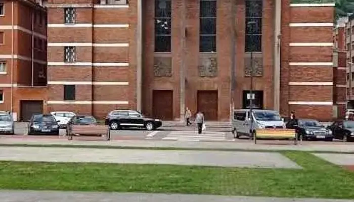 Iglesia de los Padres Pasionistas - Mieres
