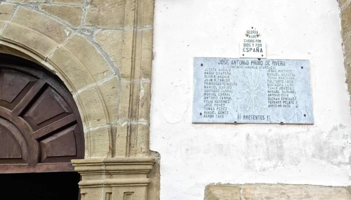Iglesia De Nuestra Senora De La Vega Ubicacion - Vega de Pas