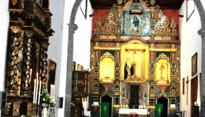 Iglesia De San Francisco -  Abierto Ahora - Puerto de la Cruz