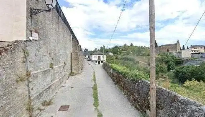Iglesia De San Francisco -  Donde - Villafranca del Bierzo