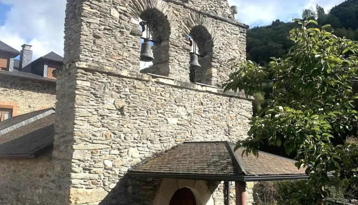 Iglesia De San Juan Bautista -  Iglesia - La Portela de Valcarce