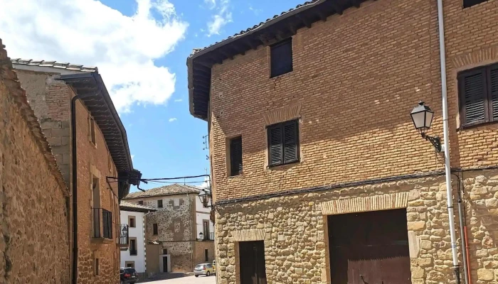 Iglesia De San Juan Bautista -  Ubicacion - Obanos
