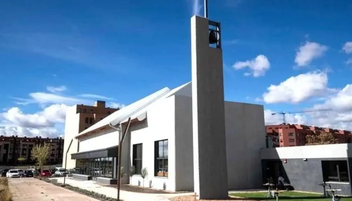 Iglesia De San Juan Pablo Ii -  Iglesia Catolica - Burgos