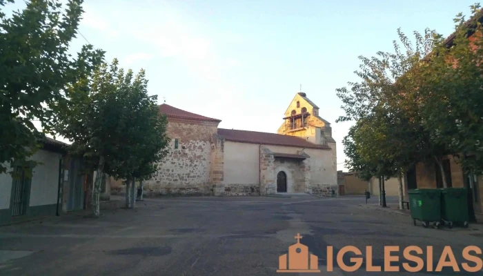 Iglesia De San Martin De Tours Iglesia - Monfarracinos