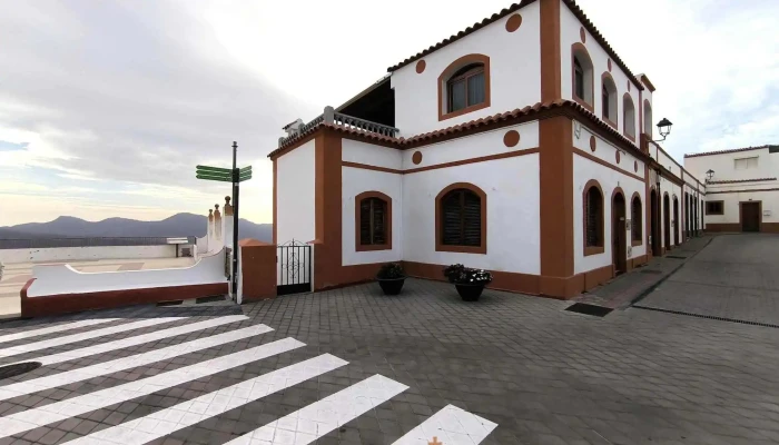 Iglesia De San Matias Recientes - Artenara