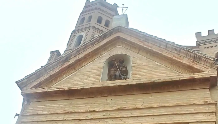Iglesia De San Miguel Arcangel Donde - Alfajarín