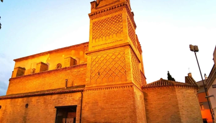 Iglesia De San Miguel Arcangel Precios - Alfajarín
