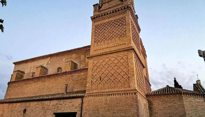 Iglesia De San Miguel Arcangel Ubicacion - Alfajarín
