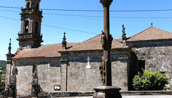Iglesia De San Miguel De Carballedo -  Instagram - A Igrexa