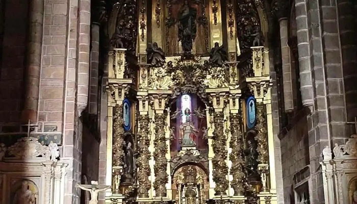 Iglesia De San Pedro Apostol Iglesia - Ávila