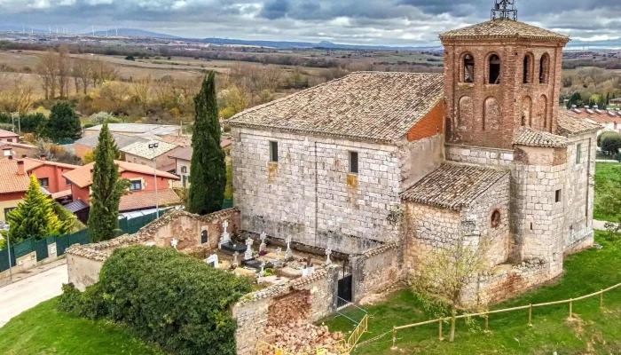 Iglesia De San Pedro En Catedra Sitio Web - Villariezo