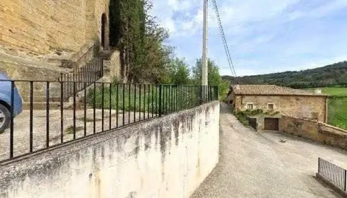 Iglesia De San Roman Direccion - Echarren de Guirguillano