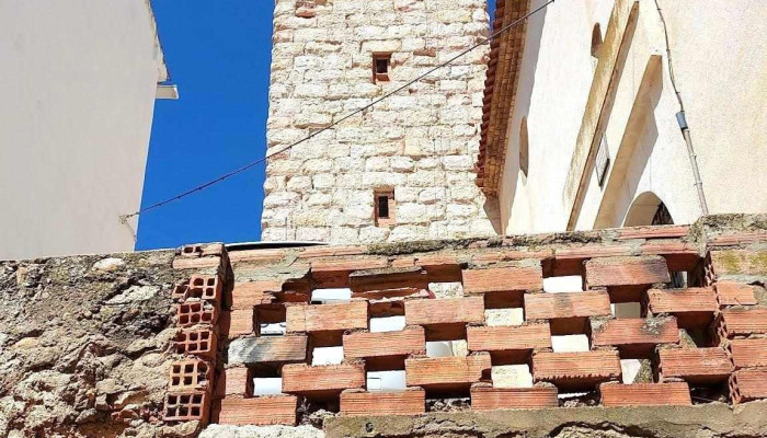 Iglesia De San Roque -  Iglesia Catolica - Vivel del Río Martín