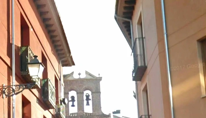 Iglesia De San Salvador De Palat Del Rey -  Horario - León