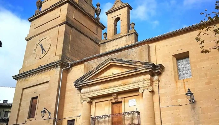 Iglesia De San Salvador -  Iglesia Catolica - Arróniz