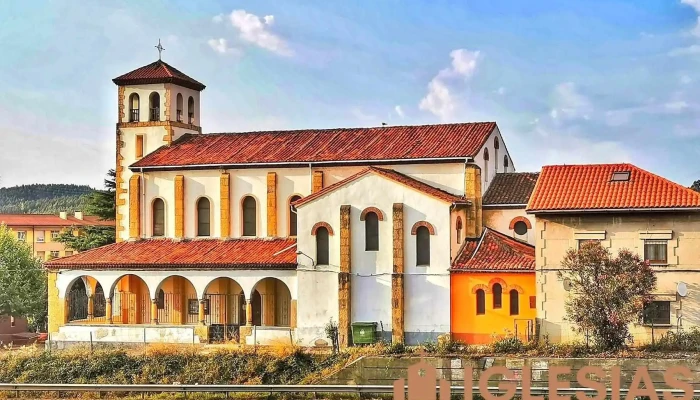 Iglesia de San Vicente de Trasona - Asturias