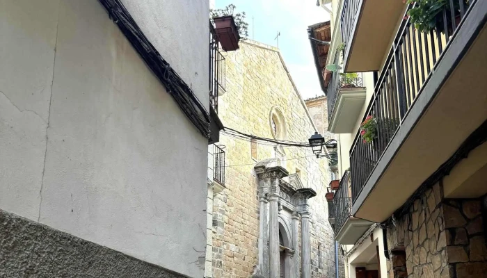 Iglesia De Sant Andreu De La Vila -  Fotos - Oliana