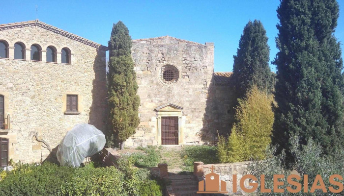 Iglesia de Sant Martí de Llaneres - La Bisbal D'Empordà