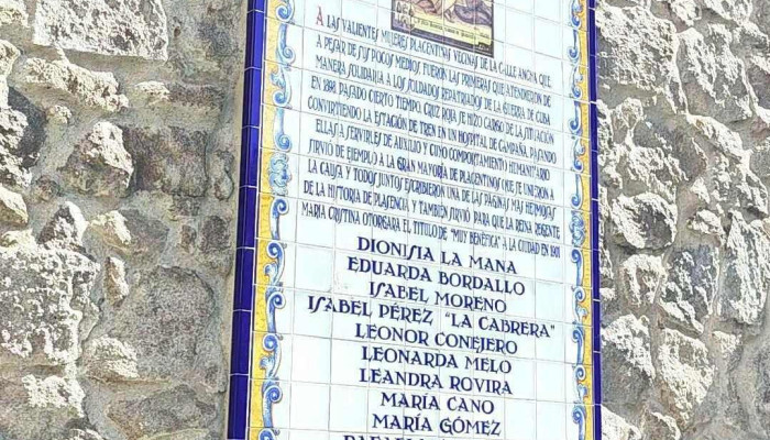 Iglesia De Santa Ana -  Videos - Palencia