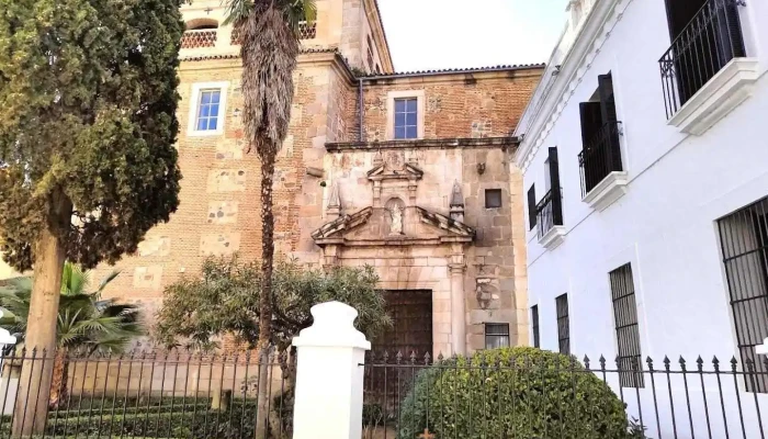 Iglesia De Santa Clara - Mérida