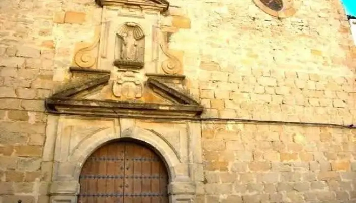 Iglesia De Santa Isabel De Los Angeles Iglesia - Villacarrillo