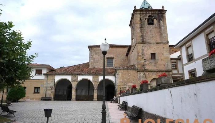 Iglesia de Santa María de la Anunciación - Villaviciosa