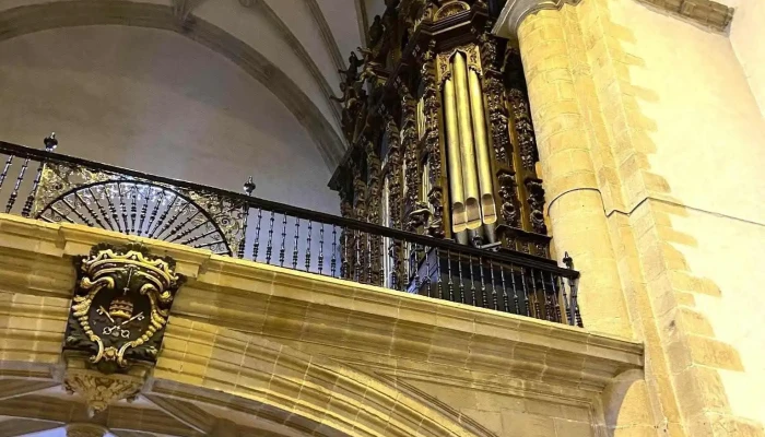 Iglesia De Santiago Apostol Iglesia - Ermua