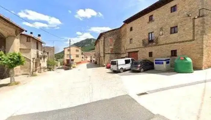 Iglesia De Santiago -  Videos - Cabredo