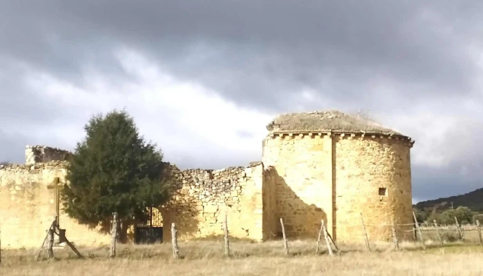 Iglesia Del Espiritu Santo Ruinas Segovia - Segovia