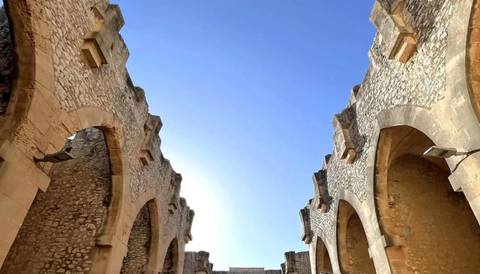 Iglesia Nueva -  Cerca De Mi - Biniamar