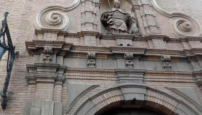 Iglesia Parroquial De San Gil Abad -  Zona - Zaragoza