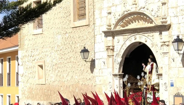 Iglesia Parroquial De Santa Maria De La Asuncion S Xv Xviii Comentarios - Ocaña