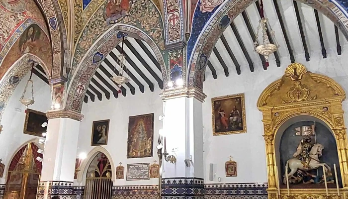 Iglesia Parroquial De Santiago Apostol Instagram - Castilleja de la Cuesta